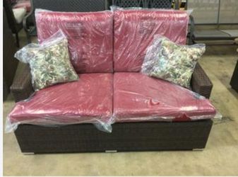 Liva Springs Grandeur All-Wicker Outdoor Patio Loveseat with Cushions in Red and Extra Pillows