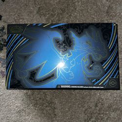 Mega Charizard EX Ultra Premium Collection