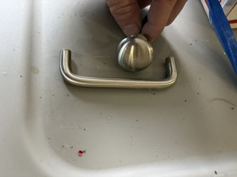 Brushed Chrome Knobs And Handles.