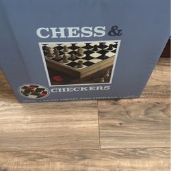 Chess/checkers Board