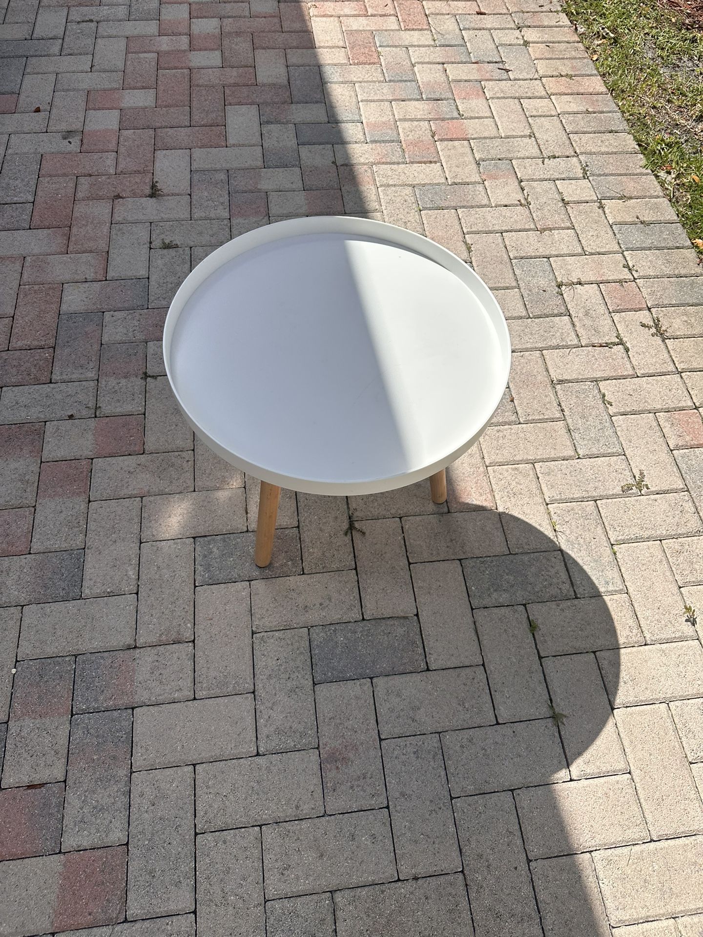 White Round Side Coffee Table