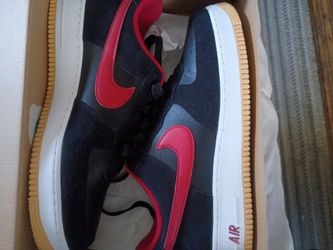 New Air Force 1s. Red blk. Size 11.