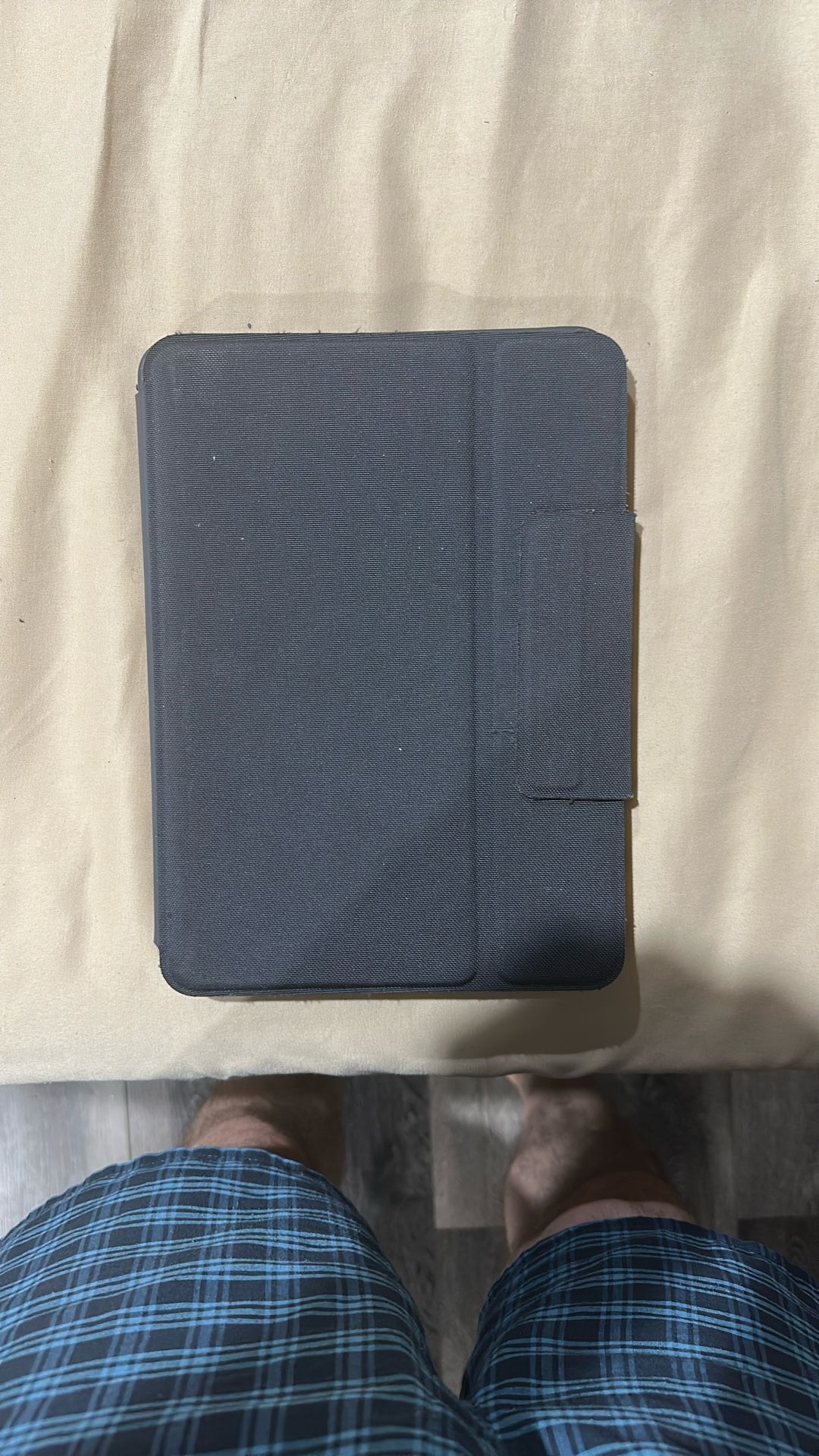 iPad 9th Gen 64gb /w Logitech Case And Keyboard