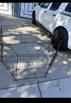 Black metal pet pen