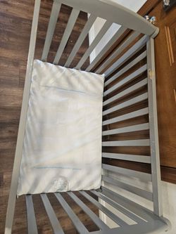 Mini crib