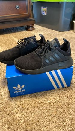 Black Adidas size 5