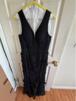 Aiden Mattox Black Cocktail Dress Sleeveless Size 6 with Floral Design