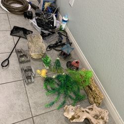 Aquarium Decors/ Accessories