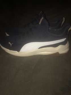 Pumas Shoes