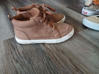 Boys youth size 2