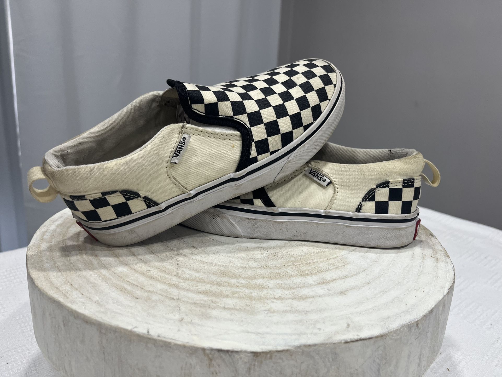 VANS Checkerboard Slip On Youth Kids Size 2.5 Black White Canvas Skater shoes
