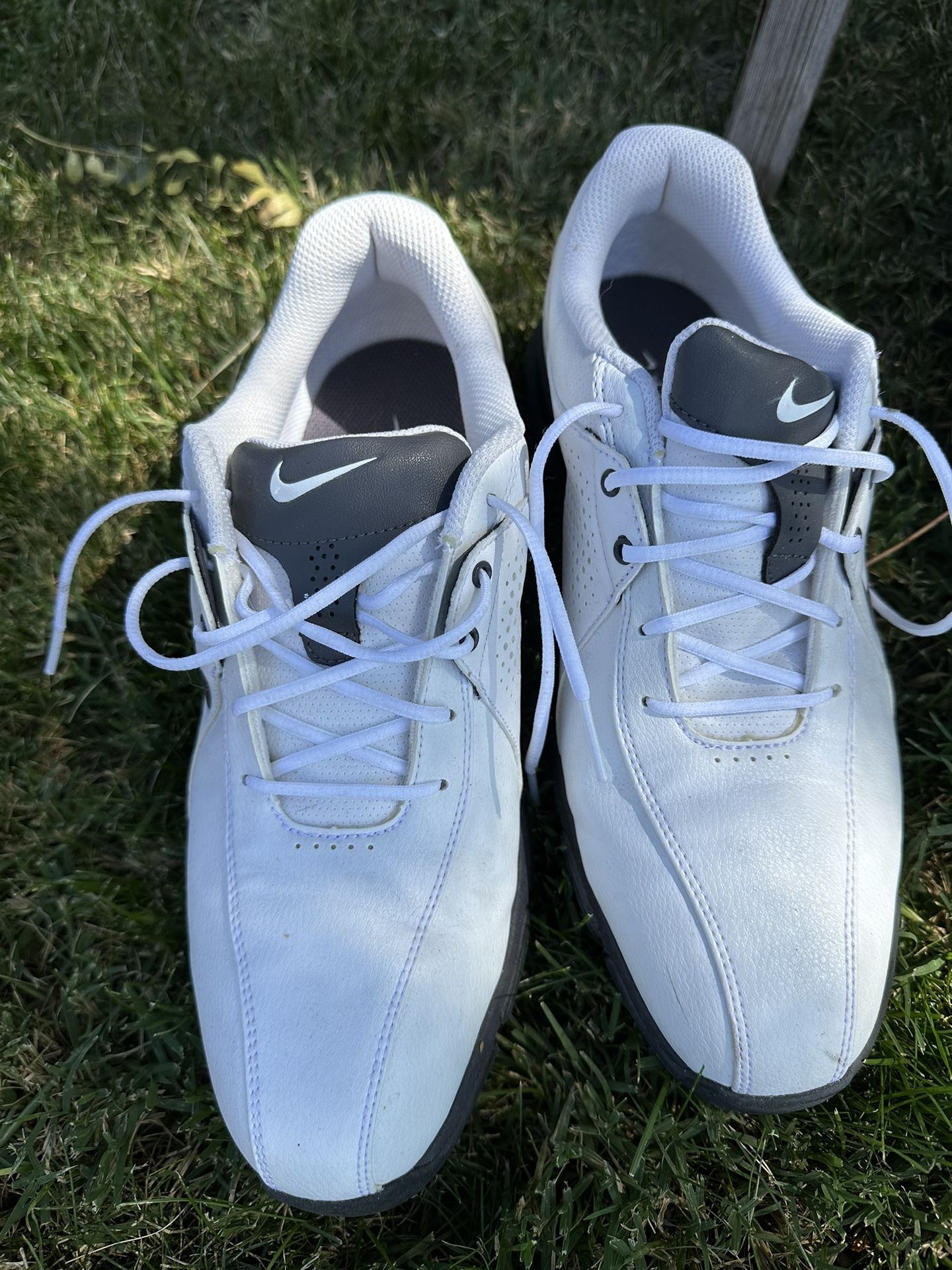 New Ladies Golf Shoes