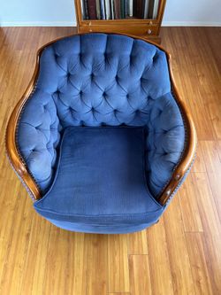sofa chair Antique Louis XV tufted sofa chair