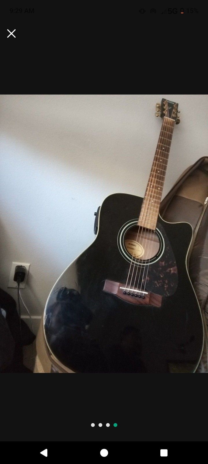 Yamaha Acoustic/ Electric Guitar
