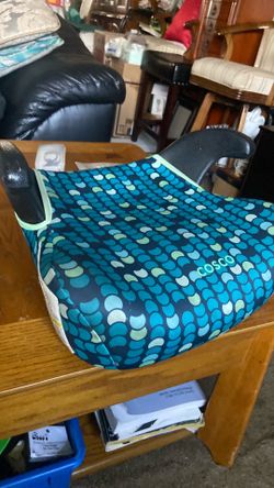Cosco toddler car seat. Pick up. E. Side. Tacoma