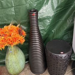 Outdoor Vases And Side Table/Plant Stand