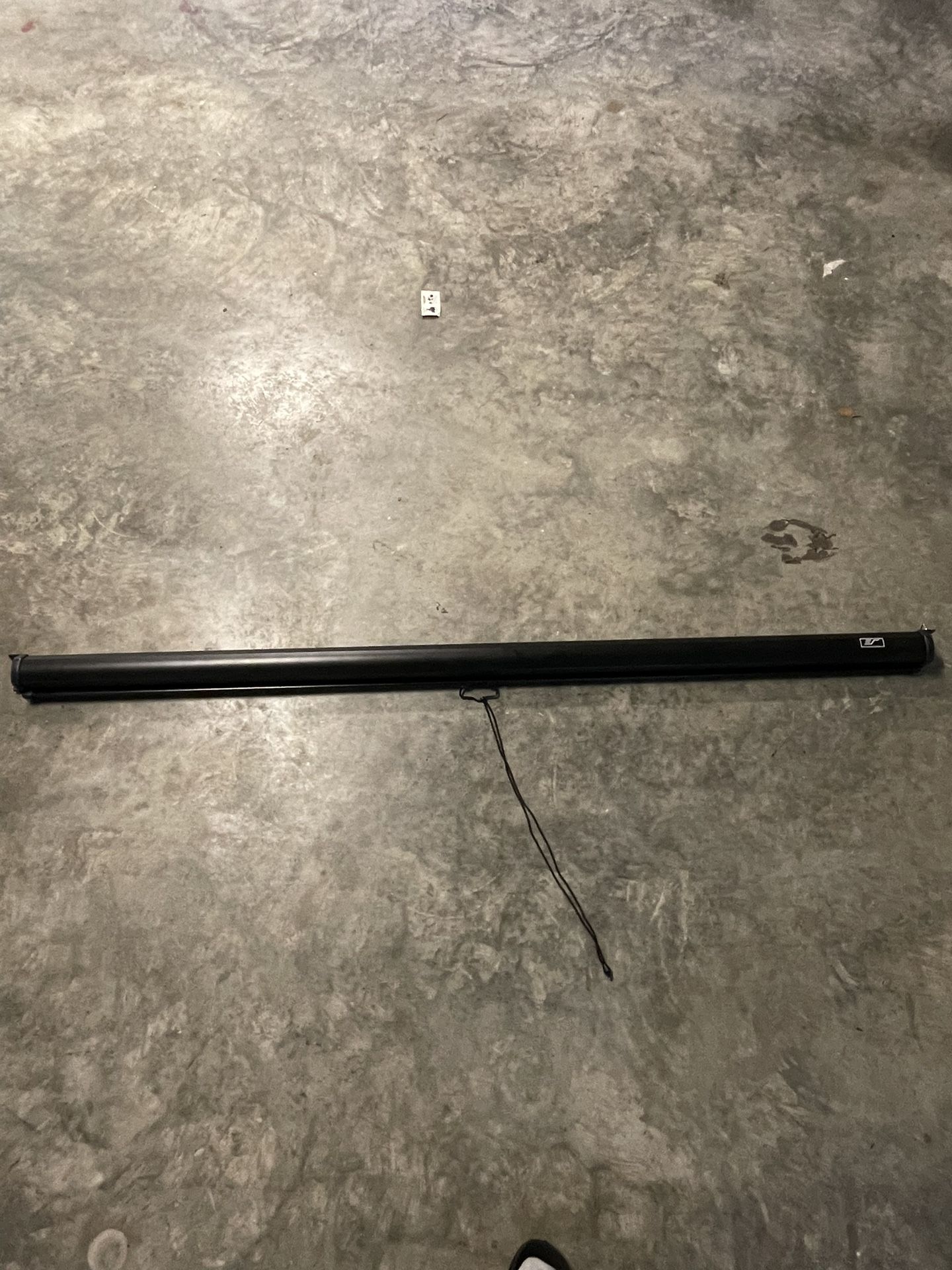 Projector Screen 80’’