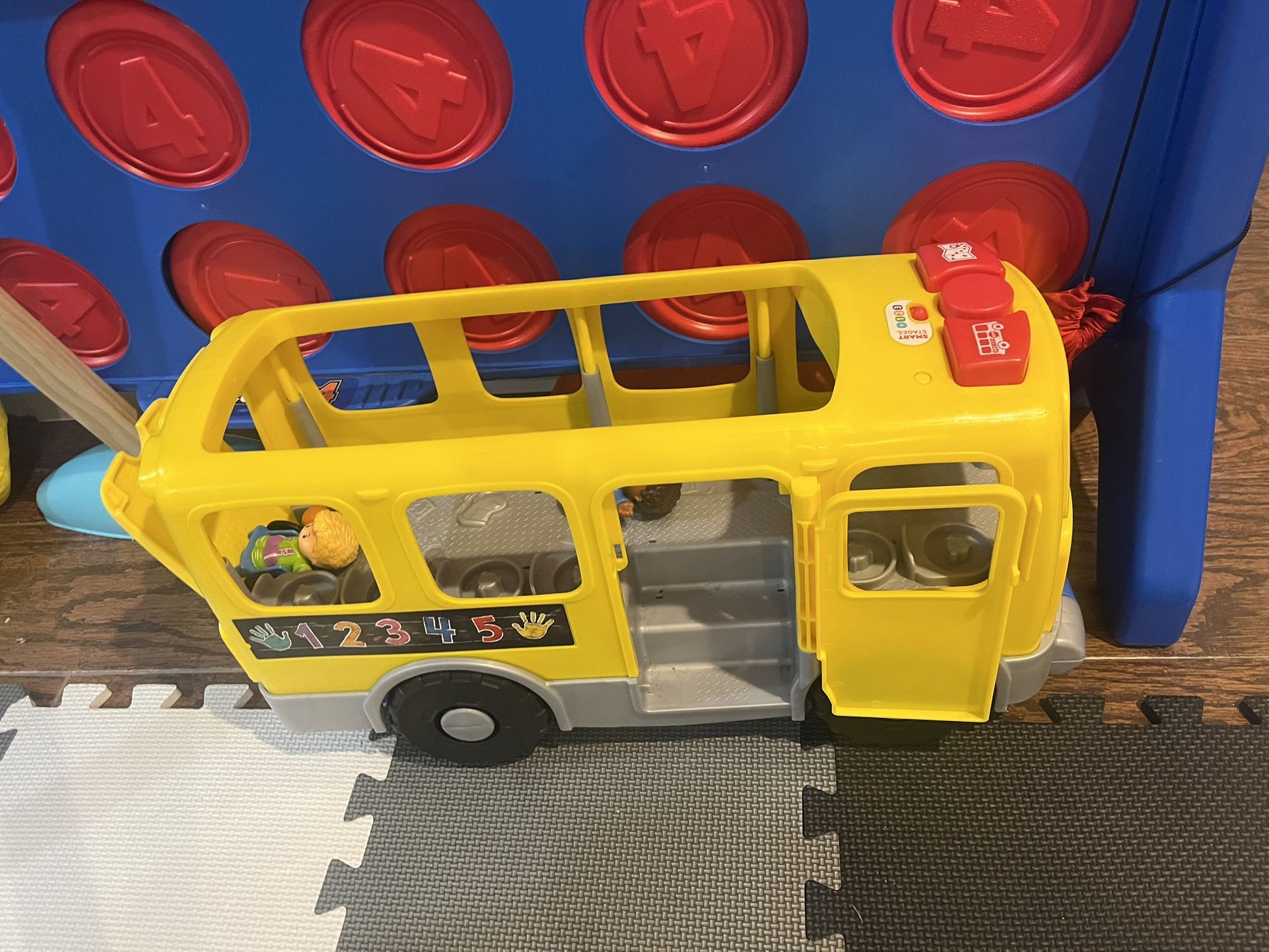 Fisher-Price Little People Toddler Learning Toy, Big Yellow Bus Musical Pull-Along Vehicle for Pretend Play Kids 2
