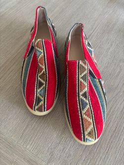 Women’s shoes