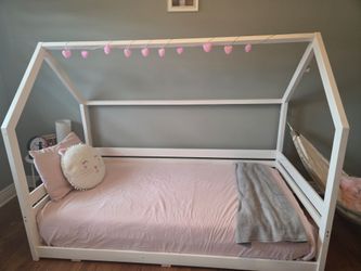 Twin bed