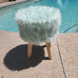  Mongolian Faux Fur Ottoman. Green/Teal/Aqua/Mint With Wooden Legs. Sturdy. 16 Inches Tall × 12 Inches Deep & Wide. BRAND NEW WITH TAGS
