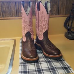 Ladies Western Boots 5.5/6