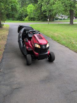 Craftsman T2200 riding mower