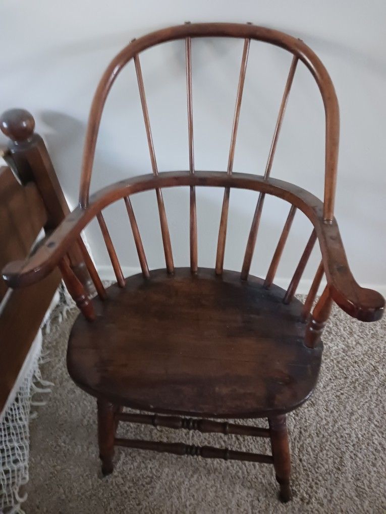 Antique Windsor Chair