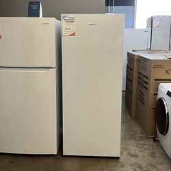 Hisense Stand Up Freezer 