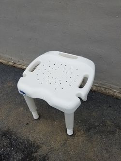 Invacare plastic shower bench no metal