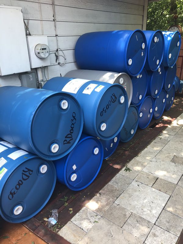 Plastic barrels for Sale in Grand Prairie, TX OfferUp