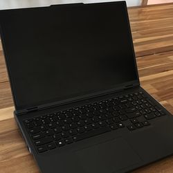 legion pro 5 16irx9 - Black - 16in Screen