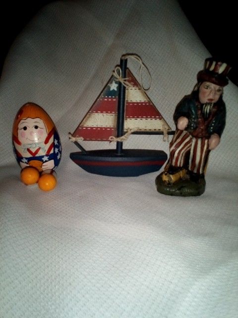 Americana Knick Knacks