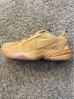 Brand New Without Box Nike Air Monarch IV SE Mens Size 11 Wheat Ib2281-700