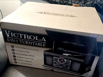Victrola Turntable