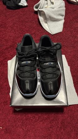 Jordan 11 low space jams ,10.5