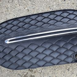 2020 2021 2022 MERCEDES BENZ GLS450 FRONT BUMPER LEFT DRIVER FOG LAMP BEZEL COVER 