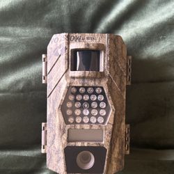 Tasco 10MP Camoflauge Trail Camera Low Glow Mossy Oak Bottomland, 119272CW