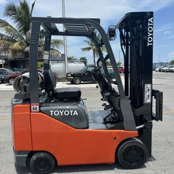 Forklift Toyota 