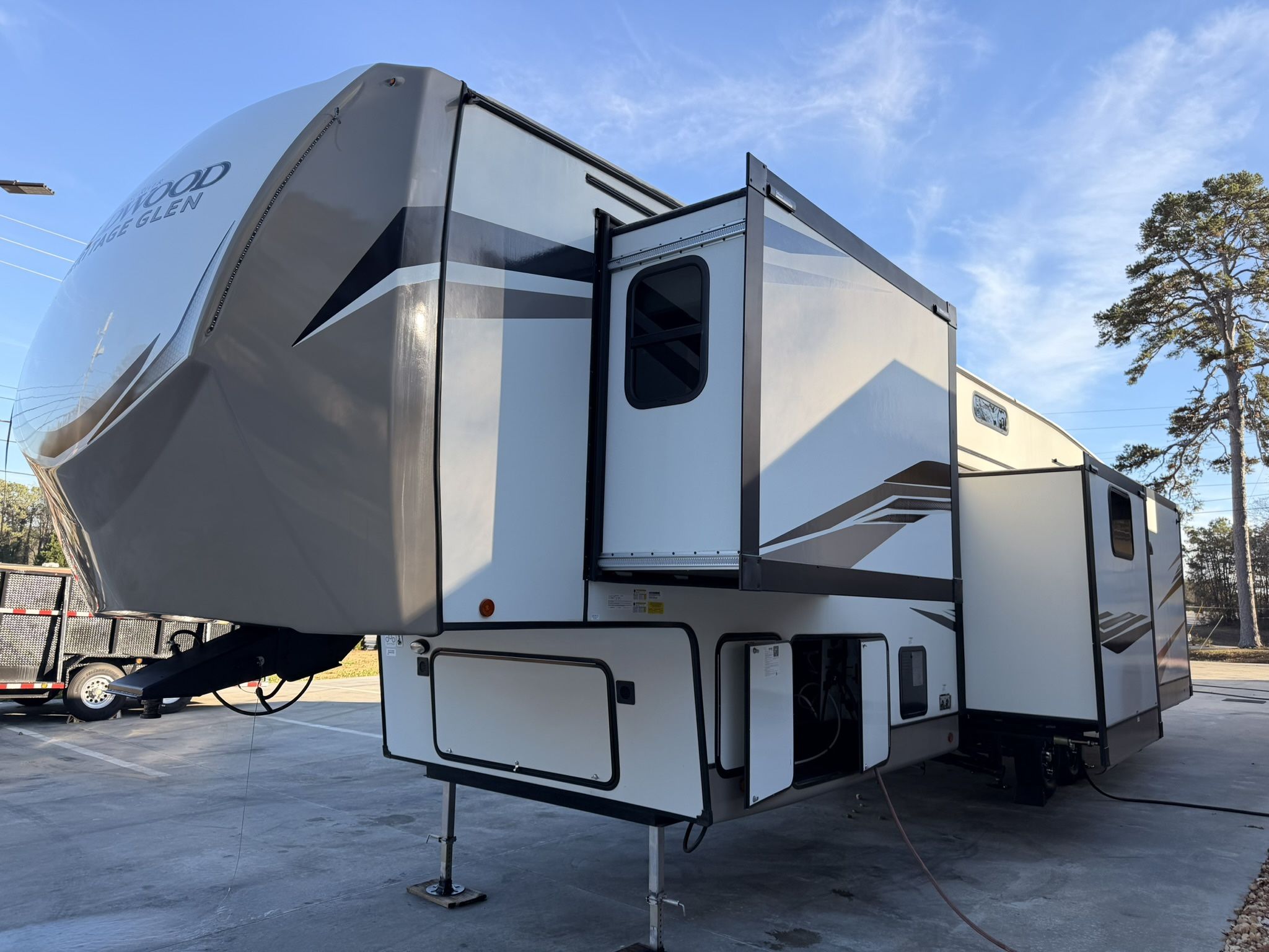 2022 Forest River Wildwood Heritage Glen