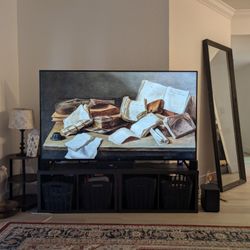 70"  4K/UHD DLED Roku Smart Tv