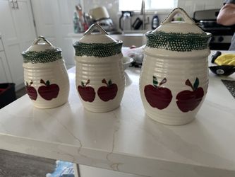 Set Of 3 Canisters 