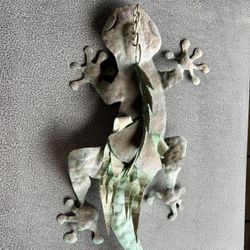 Gecko Metal art