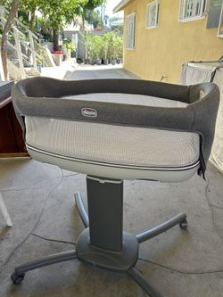 Se Vende Bassinet Está Muy Bien Cuidado Poco Uso El Bebé Tiene 5 Meses
