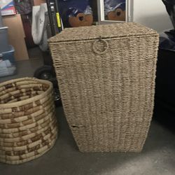 Ratan Laundry Basket 