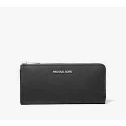 Michael Kors Jet Set Travel Large Leather Three Quarter Zip Wallet - BRAND NEW