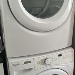 Stackable or Side By Side White Washer And Dryer 