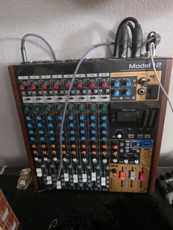 Tascam Model 12 - Mixer - Interface