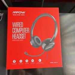 Brand New Wired Computer Headset Unopened