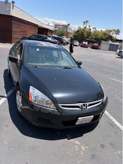 2007 Honda Black 4D Automatic – Clean Title, Low Miles $3,600